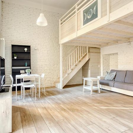 Modern Loft Near Bosco Verticale Milan Luaran gambar